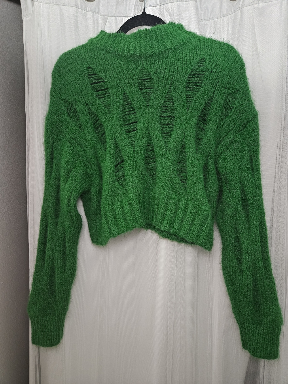 Zara Bright Green Distressed Cropped Crew Sweater